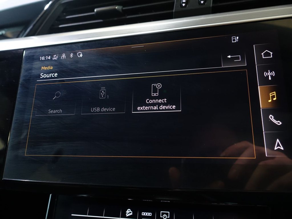 Used Audi e-tron 2021 for sale - 77680948: Photo 30