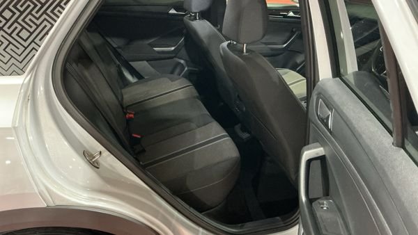 Used Volkswagen T-Roc 2021 for sale - 76591069: Photo 4