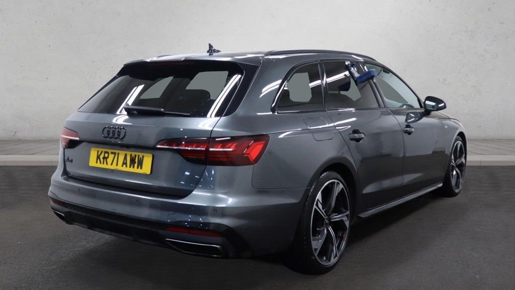 Used Audi A4 2021 for sale - 77302337: Photo 4