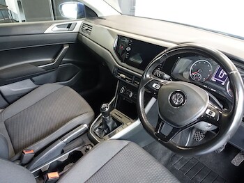 Used Volkswagen Polo 2018 for sale - 79584488: Photo