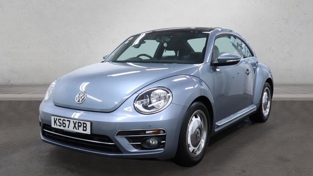 Used Volkswagen Beetle 2017 for sale - 77534983: Photo 2