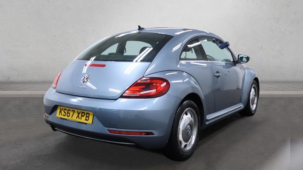 Used Volkswagen Beetle 2017 for sale - 77534983: Photo 4