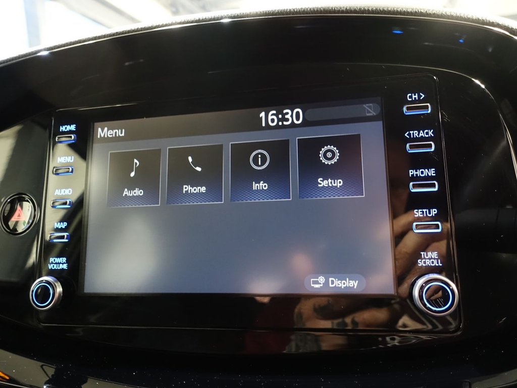 Used Toyota Aygo X 2022 for sale - 77101022: Photo 28