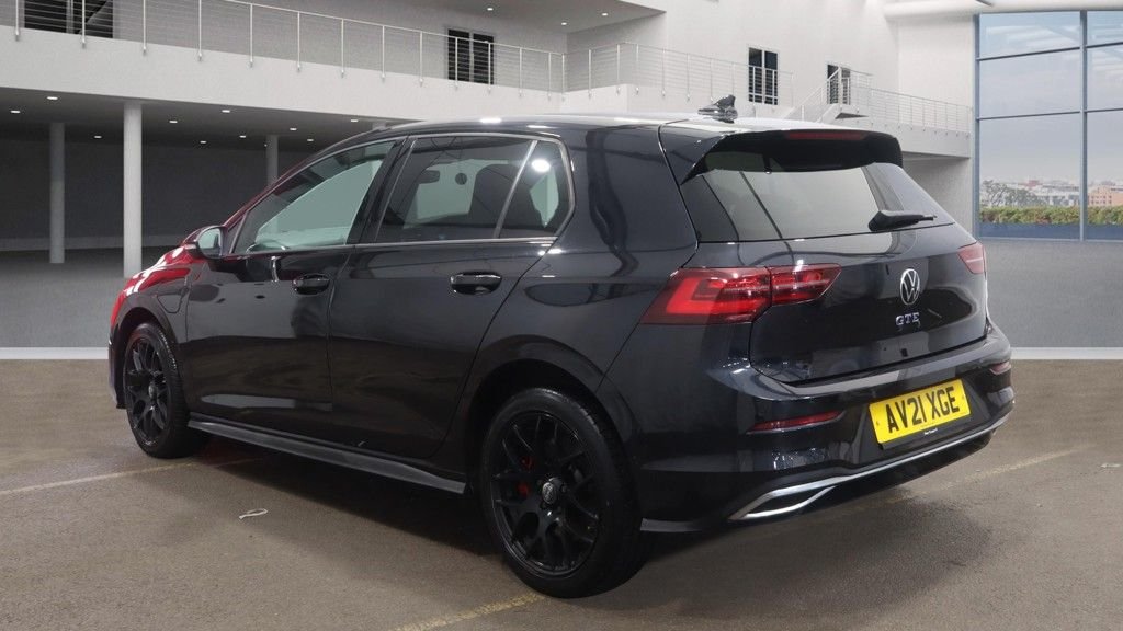 Used Volkswagen Golf 2021 for sale - 76617837: Photo 3