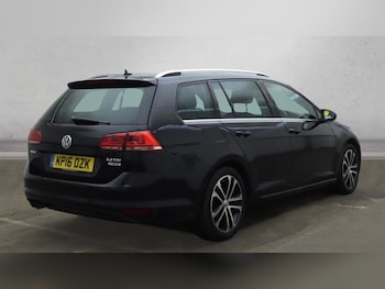 Used Volkswagen Golf 2016 for sale - 77521099: Photo