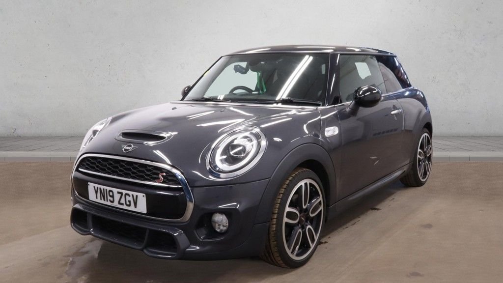 Used MINI Hatch 2019 for sale - 78158508: Photo 2