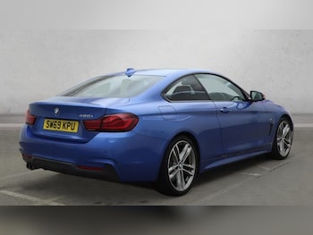 Used BMW 4 Series 2020 for sale - 77302504: Photo
