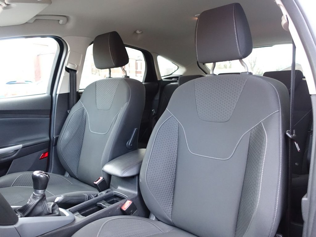 Used Ford Focus 2015 for sale - 76496863: Photo 11