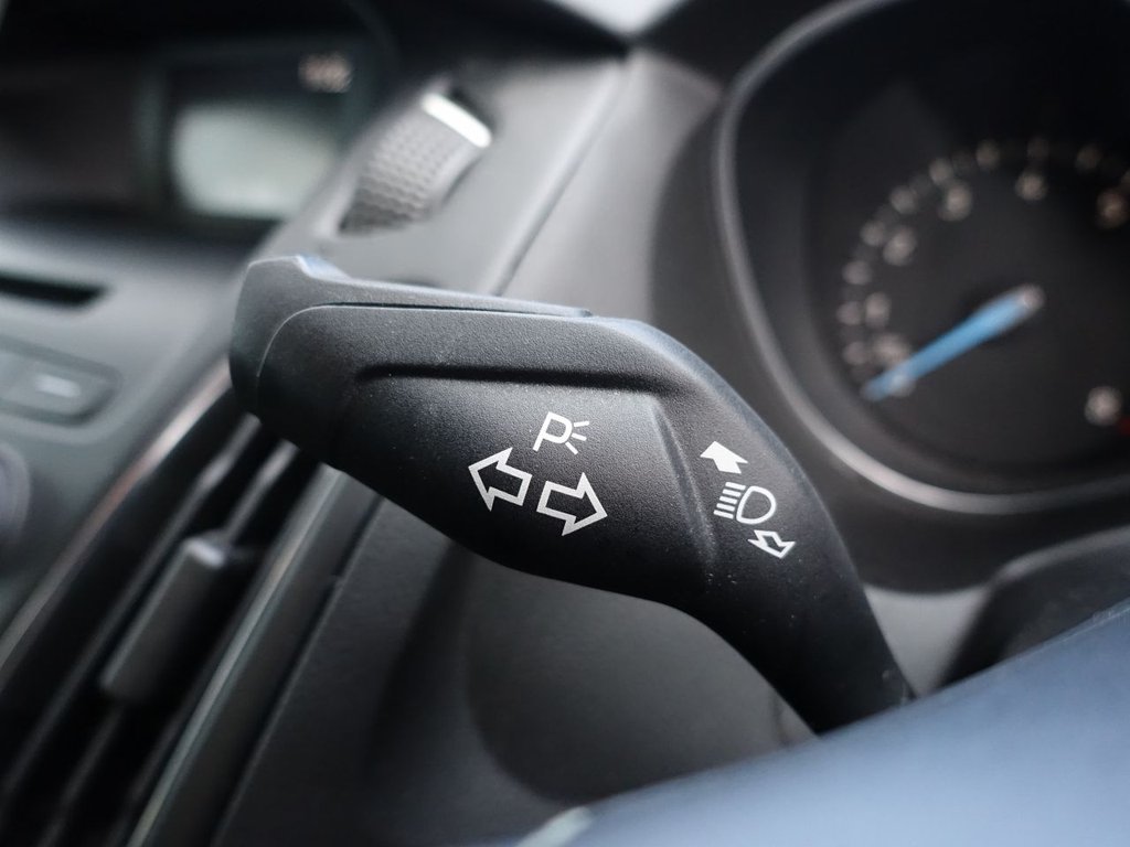 Used Ford Focus 2015 for sale - 76496863: Photo 21