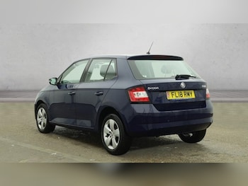 Used Skoda Fabia 2018 for sale - 77101044: Photo