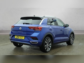 Used Volkswagen T-Roc 2018 for sale - 77905522: Photo
