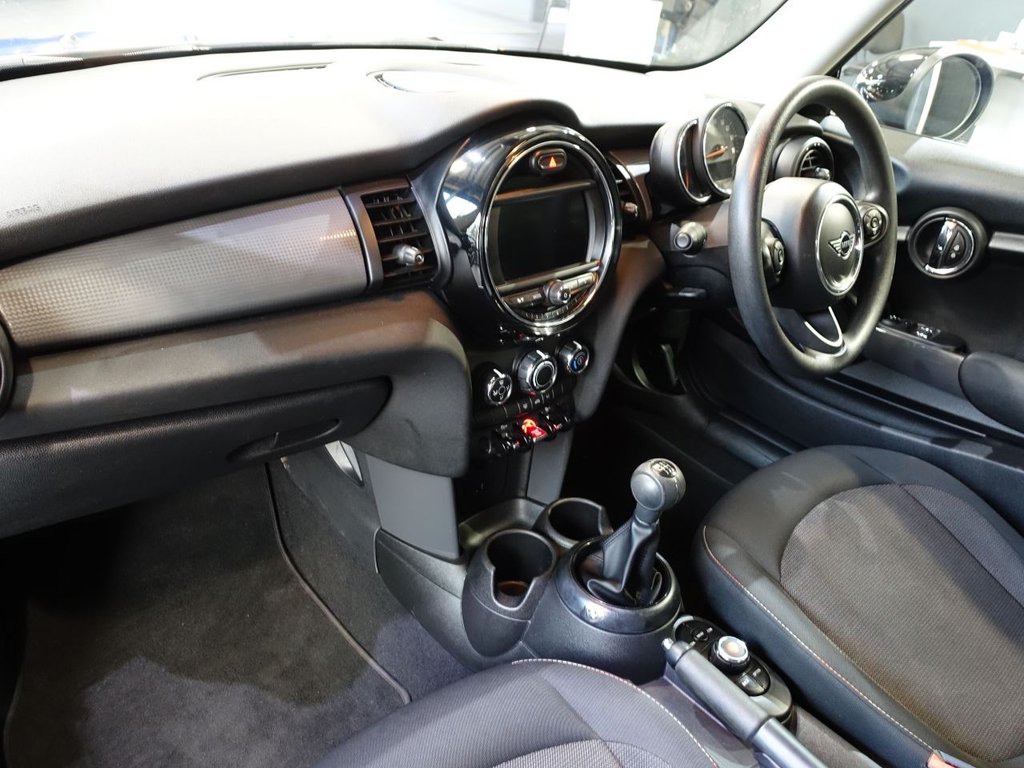 Used MINI Hatch 2018 for sale - 77572234: Photo 11