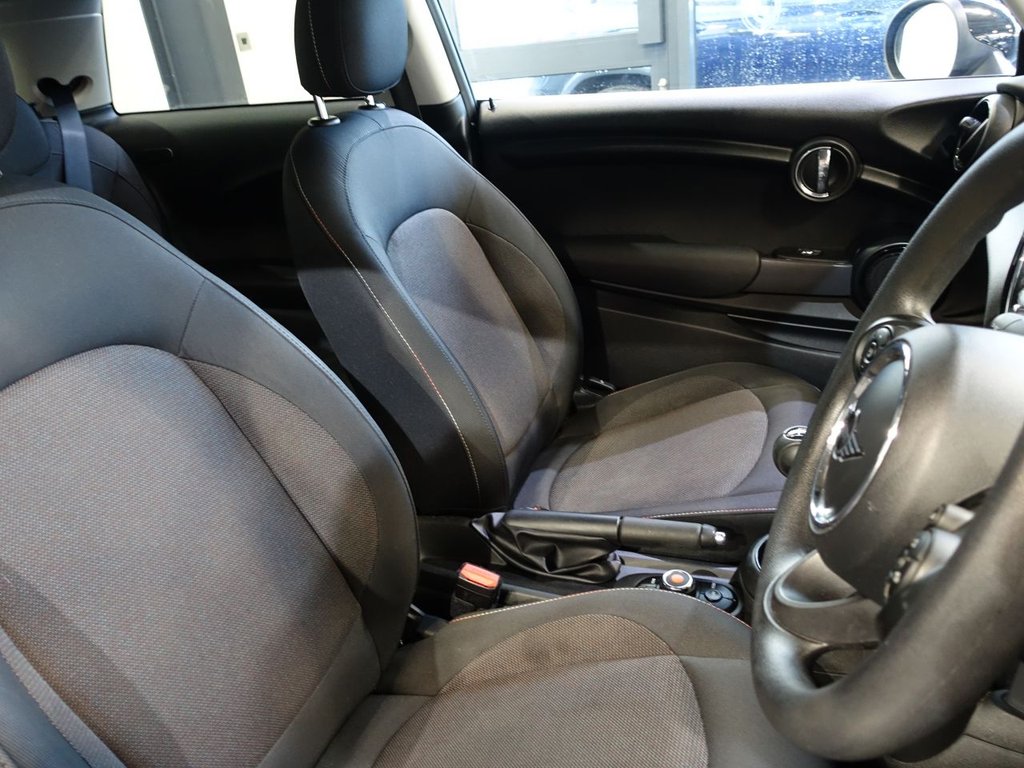 Used MINI Hatch 2018 for sale - 77572234: Photo 13