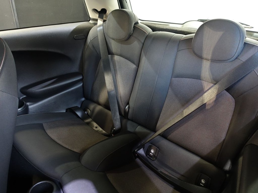 Used MINI Hatch 2018 for sale - 77572234: Photo 15