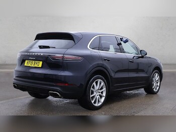 Used Porsche Cayenne 2019 for sale - 77188854: Photo