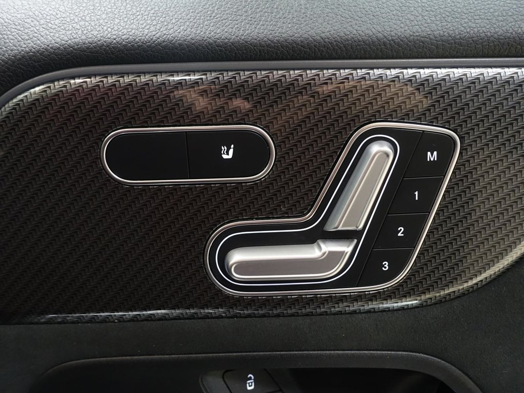 Used Mercedes-Benz GLA 2020 for sale - 77026900: Photo 30