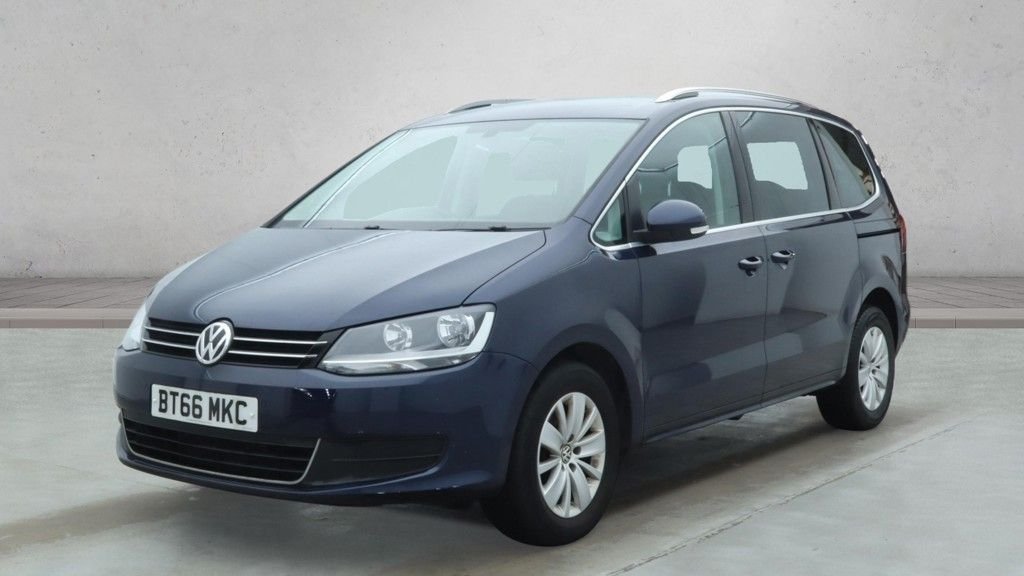Used Volkswagen Sharan 2016 for sale - 77655066: Photo 2