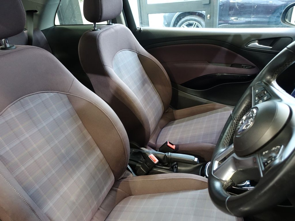 Used Vauxhall ADAM 2013 for sale - 77609204: Photo 14