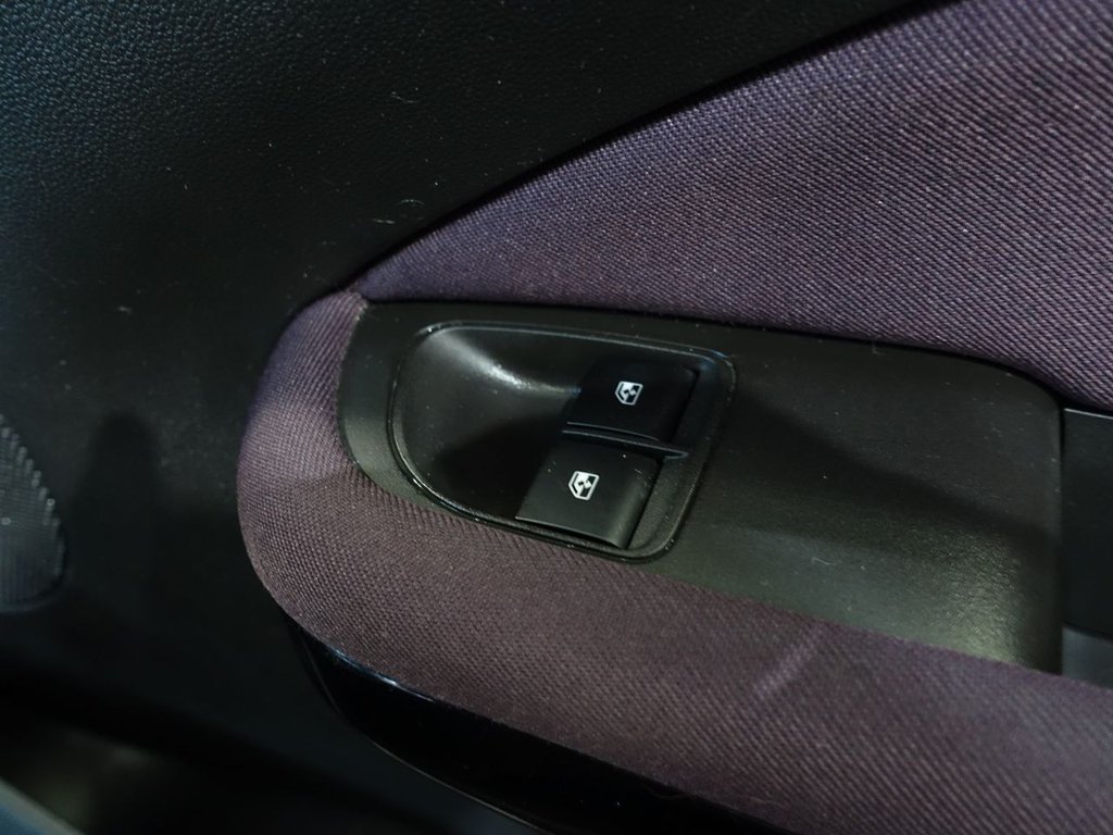 Used Vauxhall ADAM 2013 for sale - 77609204: Photo 26