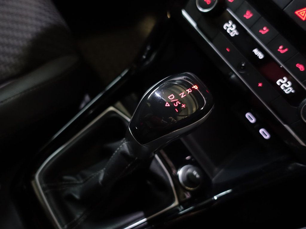 Used Volkswagen T-Cross 2021 for sale - 76751044: Photo 25