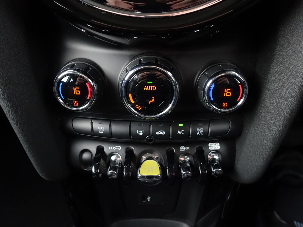 Used MINI Electric Hatch 2022 for sale - 75998225: Photo 33