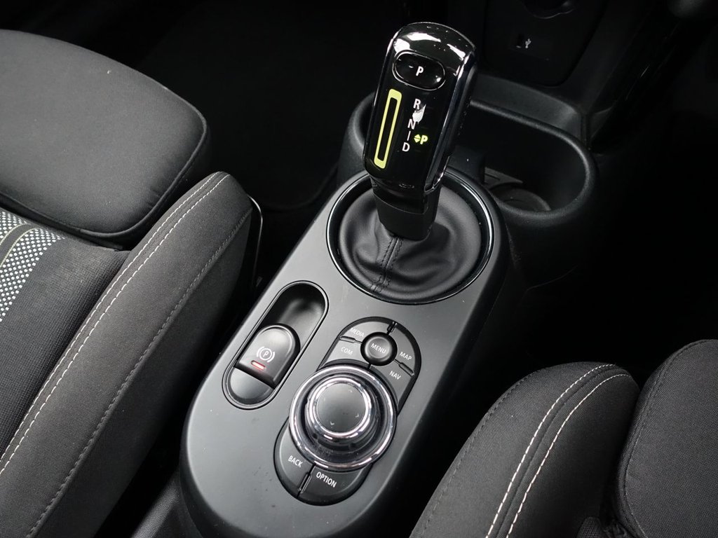 Used MINI Electric Hatch 2022 for sale - 75998225: Photo 39