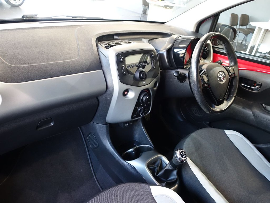 Used Toyota AYGO 2018 for sale - 78181895: Photo 11