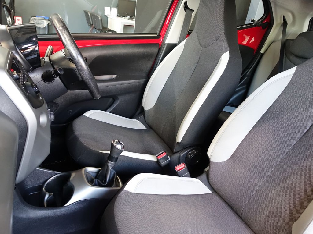 Used Toyota AYGO 2018 for sale - 78181895: Photo 12