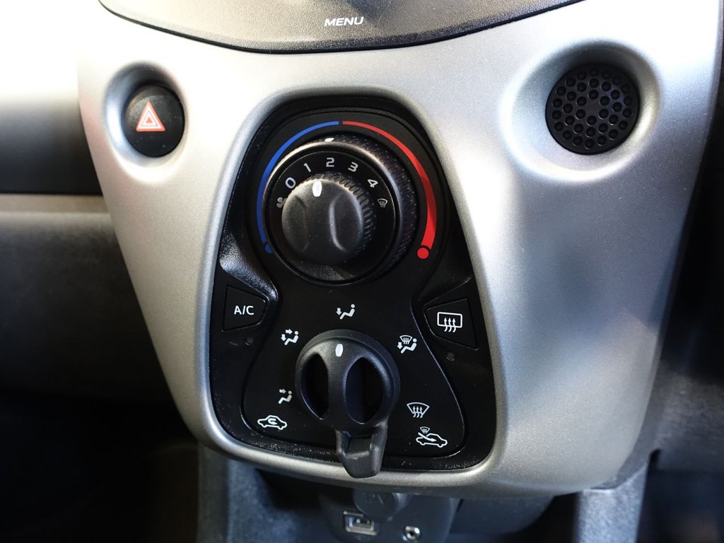 Used Toyota AYGO 2018 for sale - 78181895: Photo 23