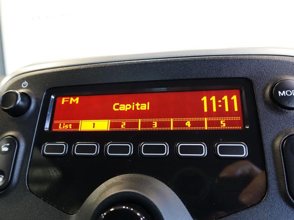 Used Toyota AYGO 2018 for sale - 78181895: Photo 26