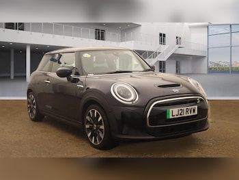 Used MINI Hatch 2021 for sale - 75648134: Photo