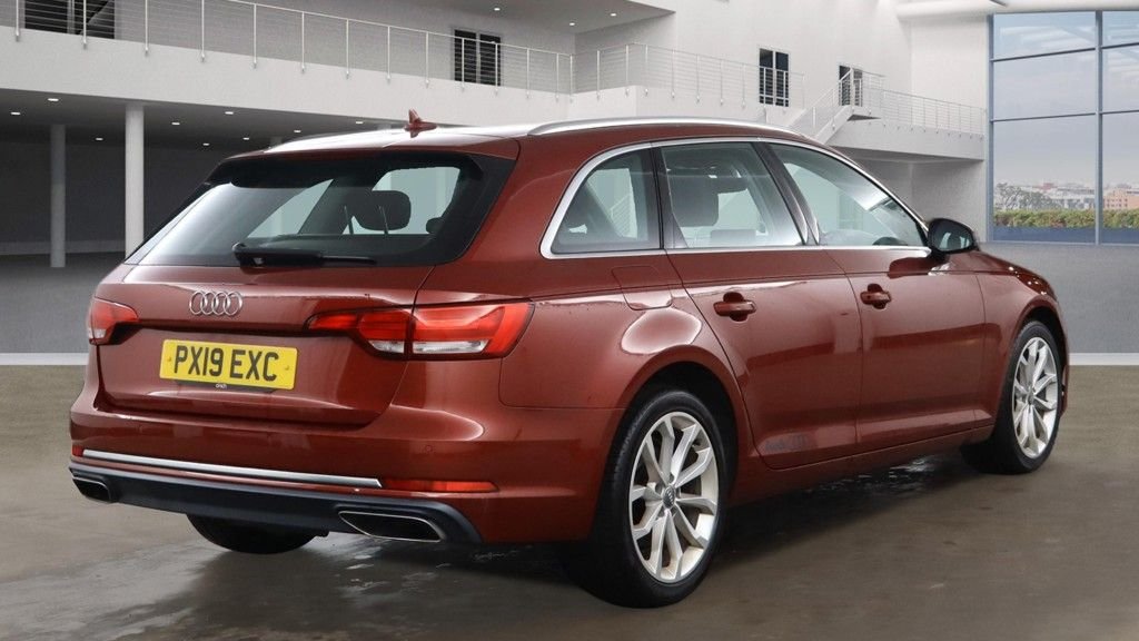 Used Audi A4 2019 for sale - 77437100: Photo 4