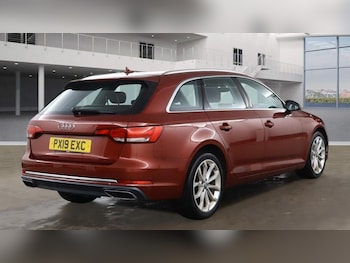 Used Audi A4 2019 for sale - 77437100: Photo