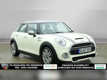 Used MINI Hatch 2018 for sale - 77452347: Photo