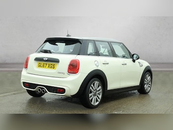 Used MINI Hatch 2018 for sale - 77452347: Photo