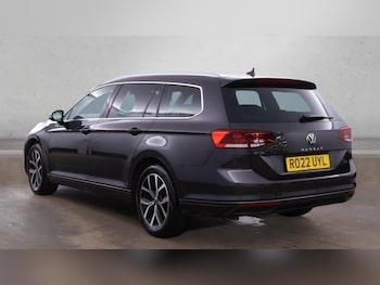 Used Volkswagen Passat 2022 for sale - 78158367: Photo