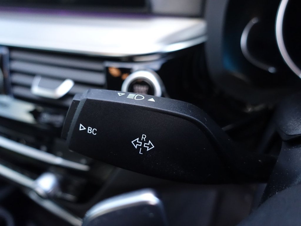 Used BMW 5 Series 2018 for sale - 76429981: Photo 28