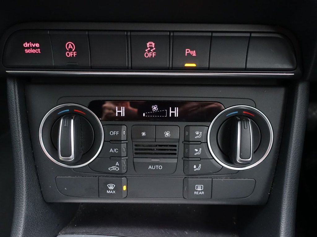 Used Audi Q3 2018 for sale - 76338628: Photo 35