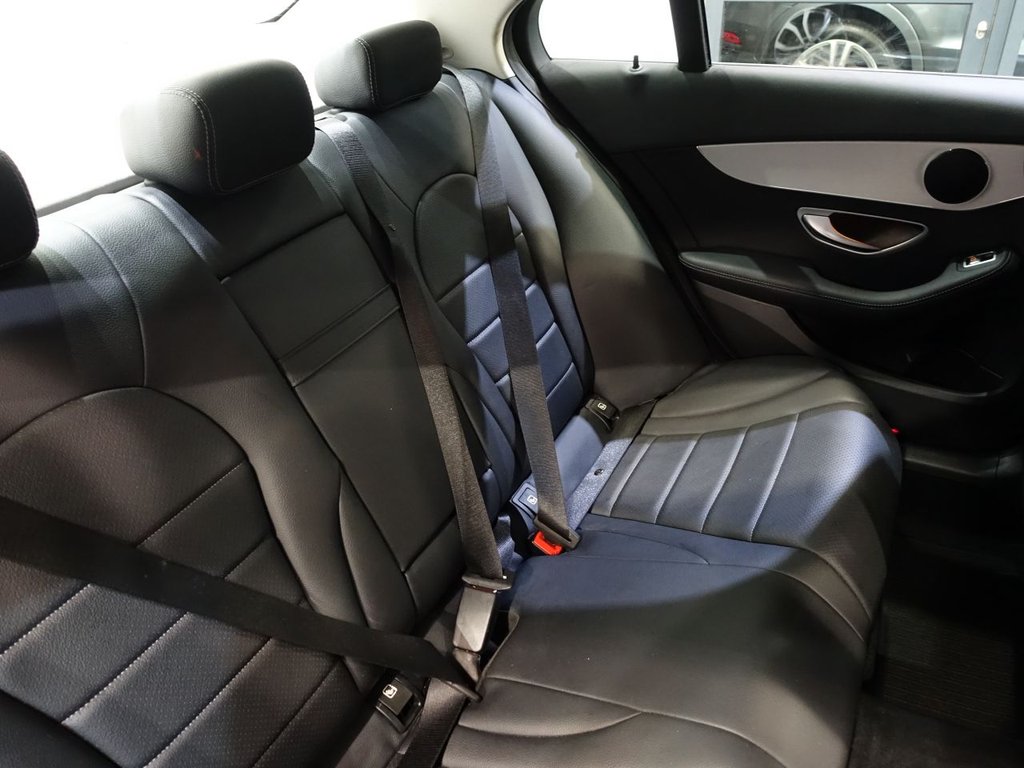 Used Mercedes-Benz C Class 2019 for sale - 77101004: Photo 14