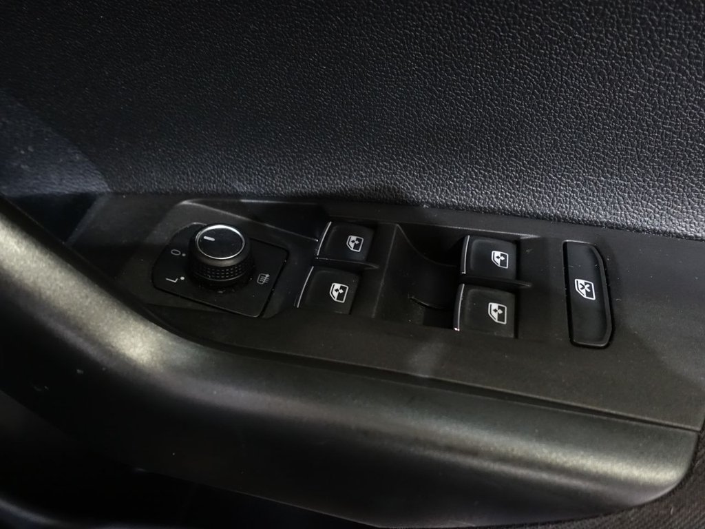 Used Volkswagen Polo 2018 for sale - 77212390: Photo 25