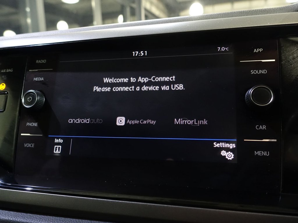 Used Volkswagen Polo 2018 for sale - 77212390: Photo 29