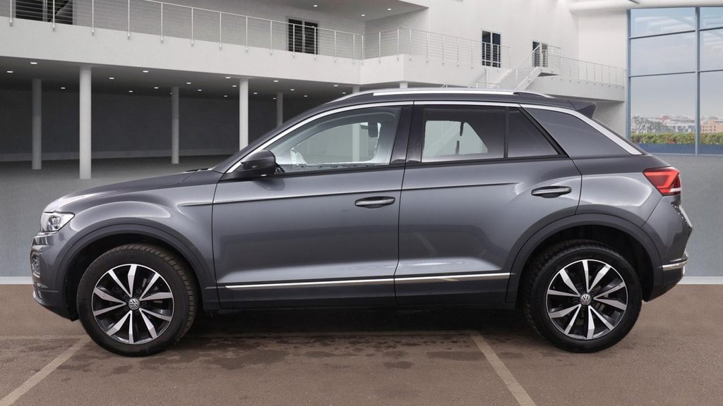 Used Volkswagen T-Roc 2018 for sale - 77966950: Photo 5