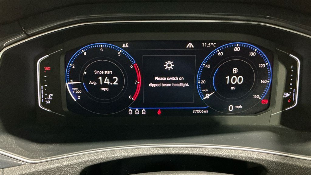 Used Volkswagen T-Roc 2018 for sale - 77966950: Photo 6