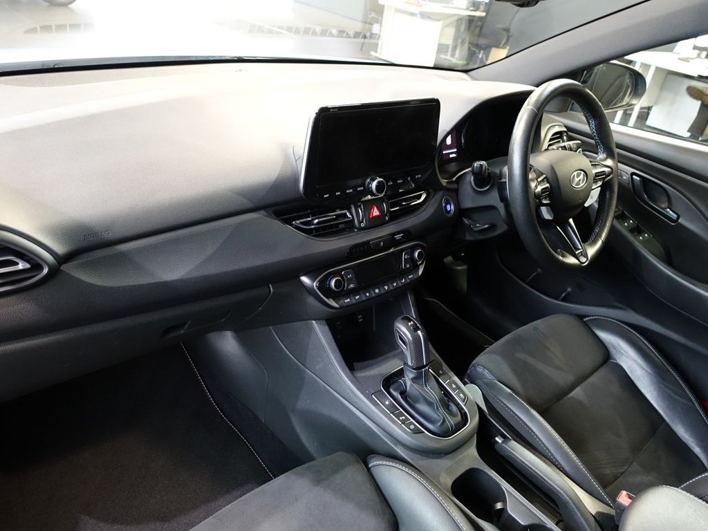 Used Hyundai i30 2023 for sale - 77681130: Photo 11