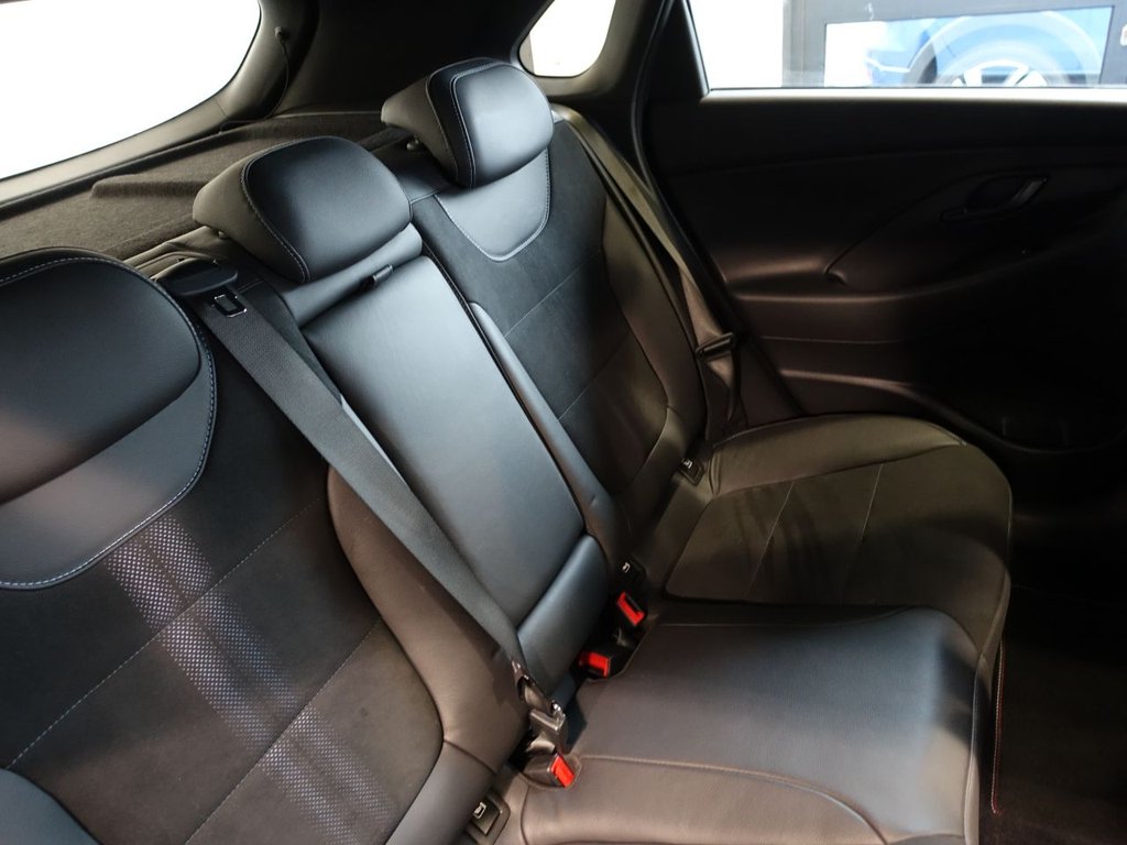 Used Hyundai i30 2023 for sale - 77681130: Photo 14