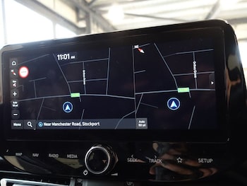 Used Hyundai i30 2023 for sale - 77681130: Photo