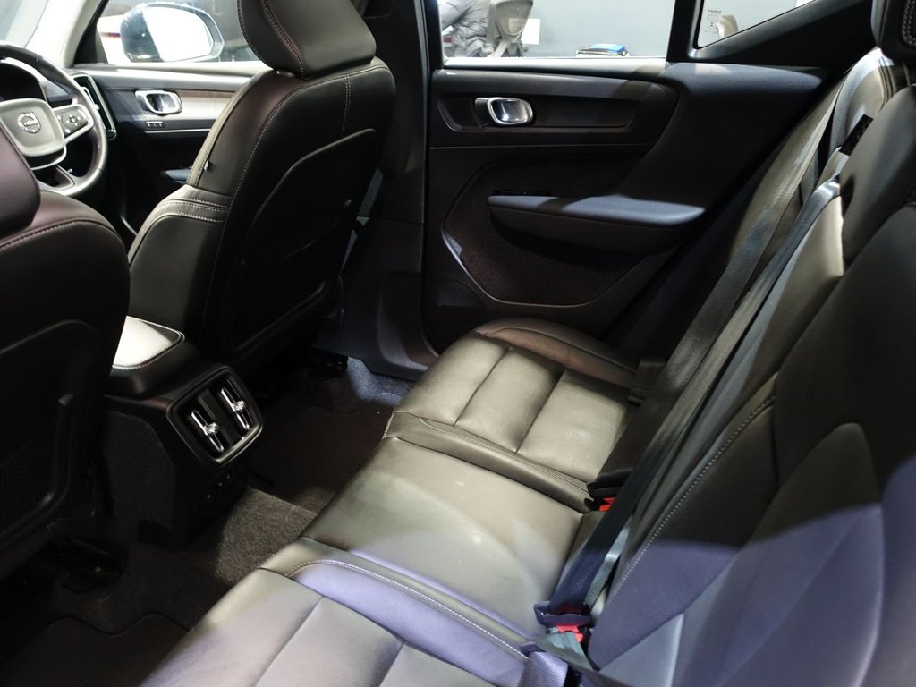 Used Volvo XC40 2021 for sale - 77534471: Photo 16