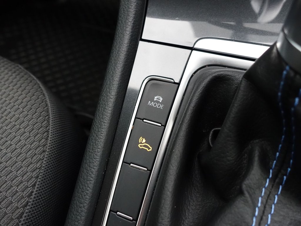 Used Volkswagen Golf 2019 for sale - 76068664: Photo 45