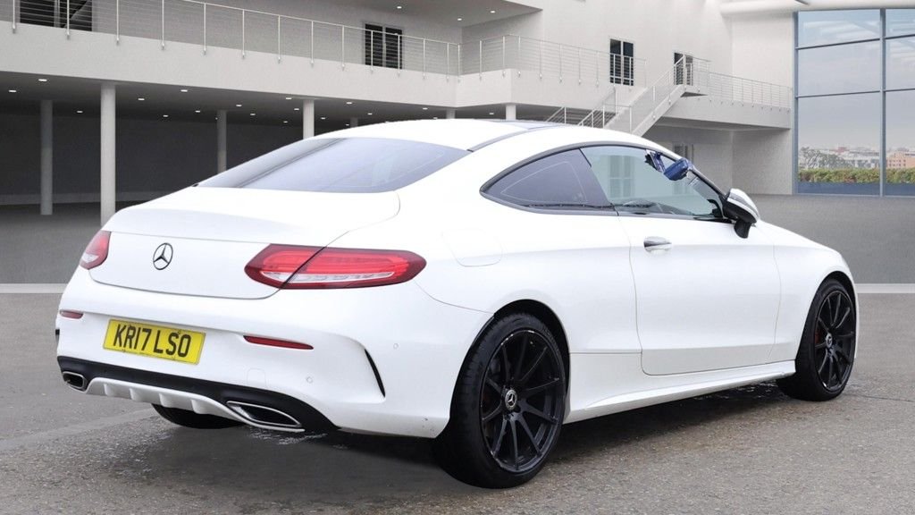 Used Mercedes-Benz C Class 2017 for sale - 76406586: Photo 2