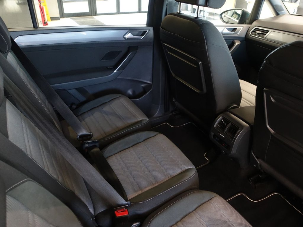 Used Volkswagen Touran 2019 for sale - 77026875: Photo 16